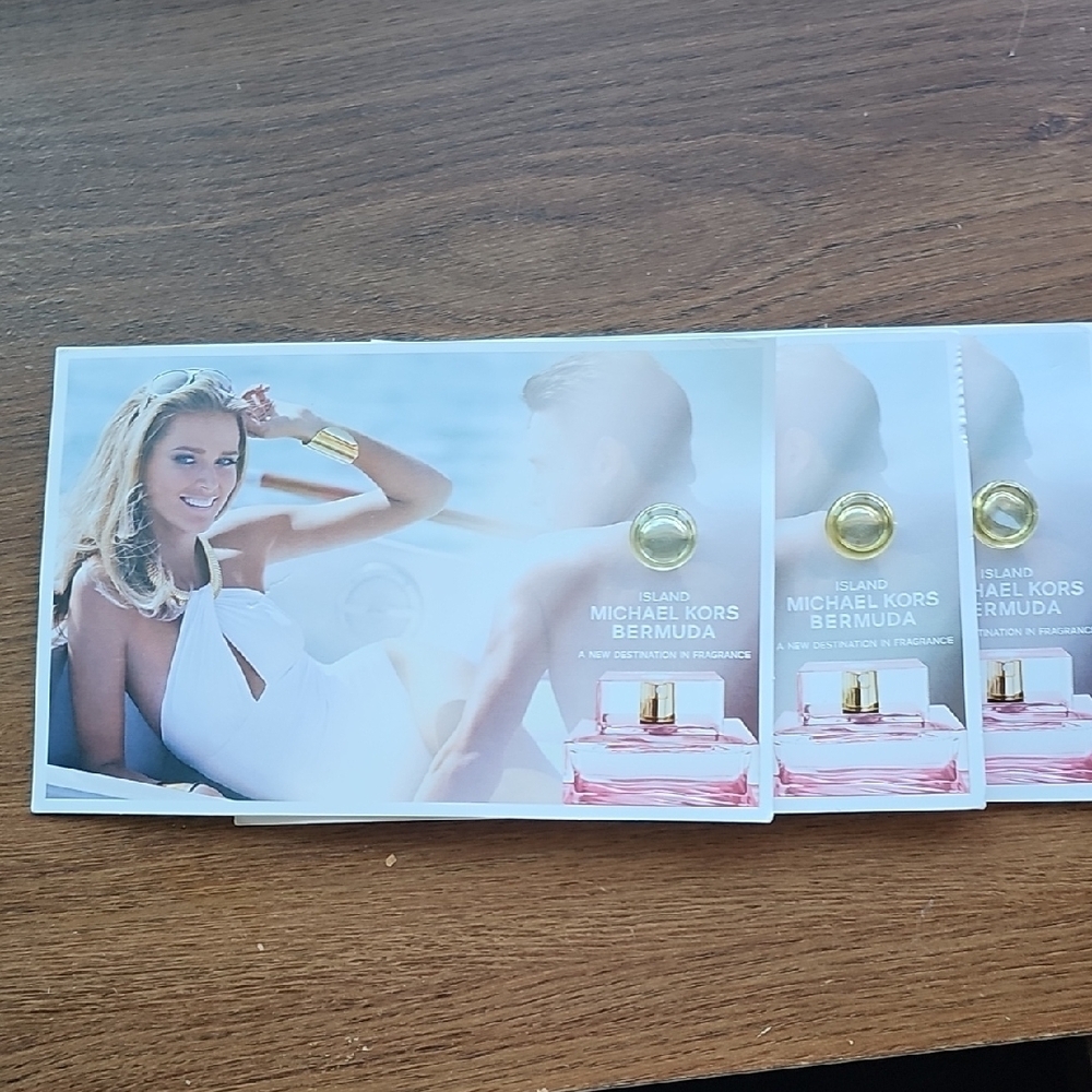 New Island Michael Kors Bermuda Fragrance Sample Bubble Cards